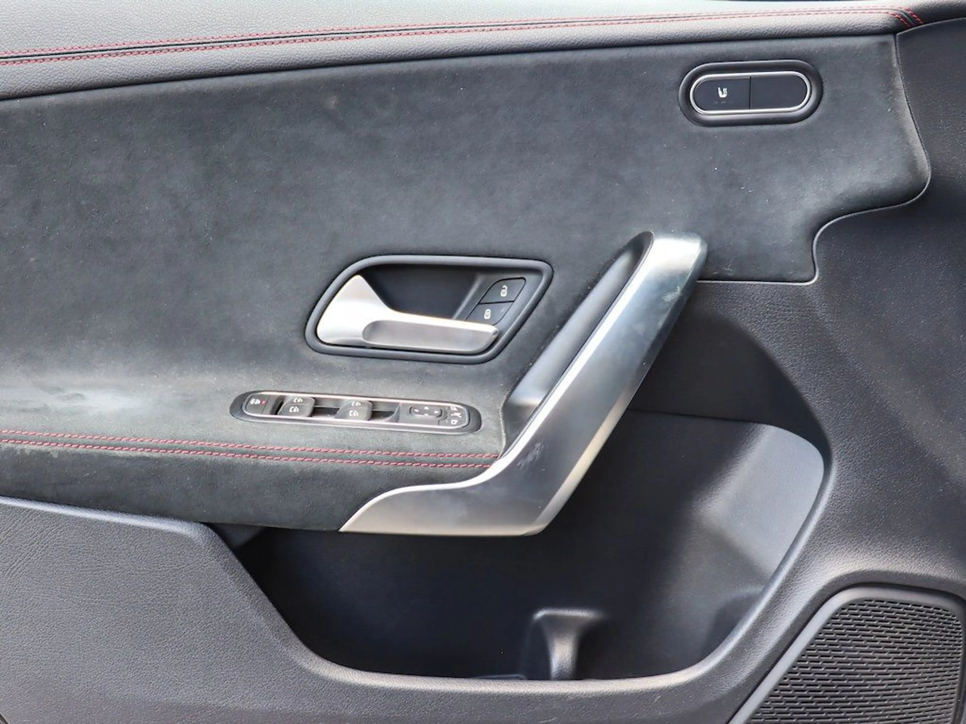 Mercedes-Benz CLA 200 AMG Line, Kamera, Amb. (EURO 6d) — photo 11