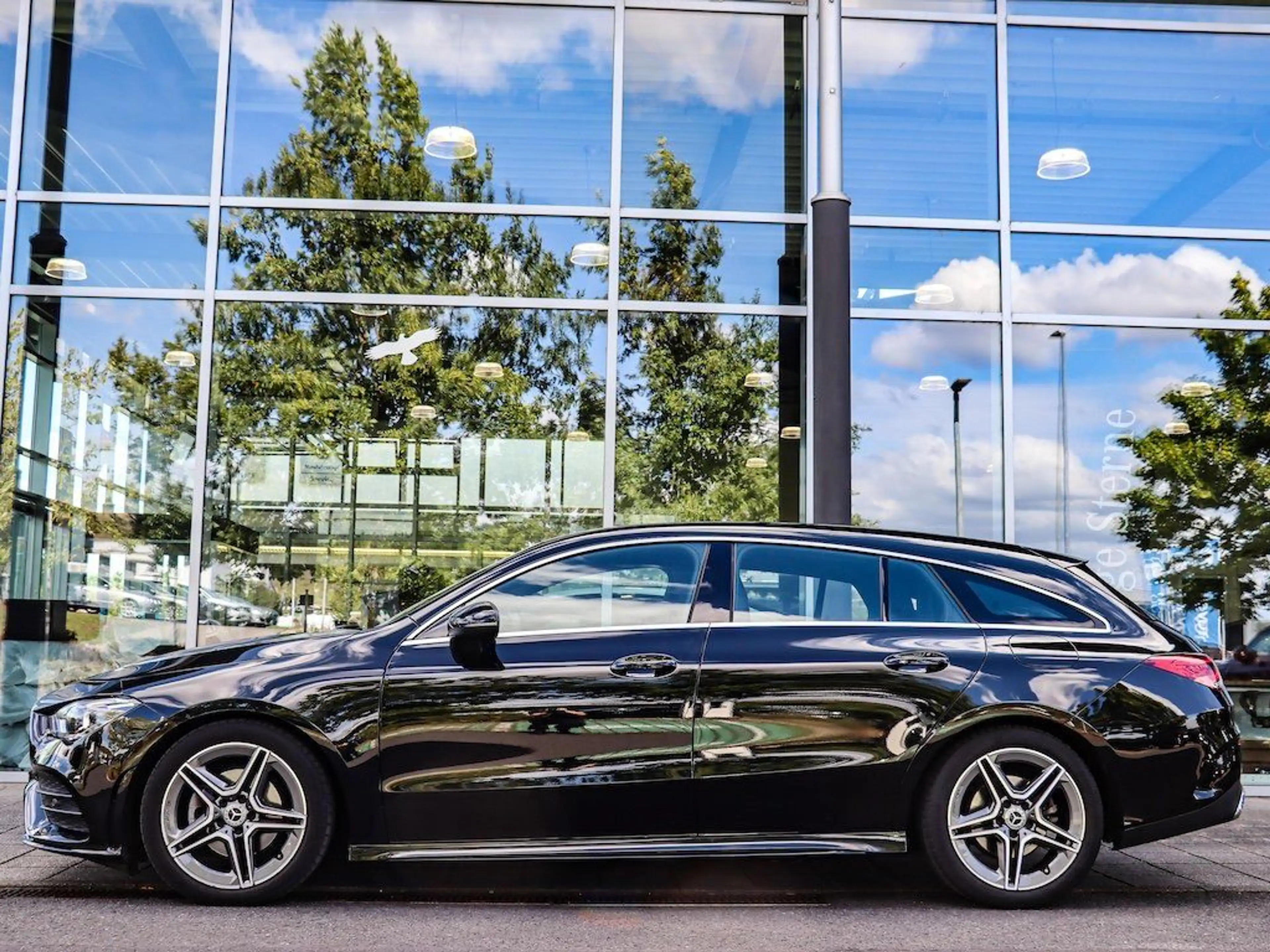 Mercedes-Benz CLA 200 AMG Line, Kamera, Amb. (EURO 6d) — photo 2