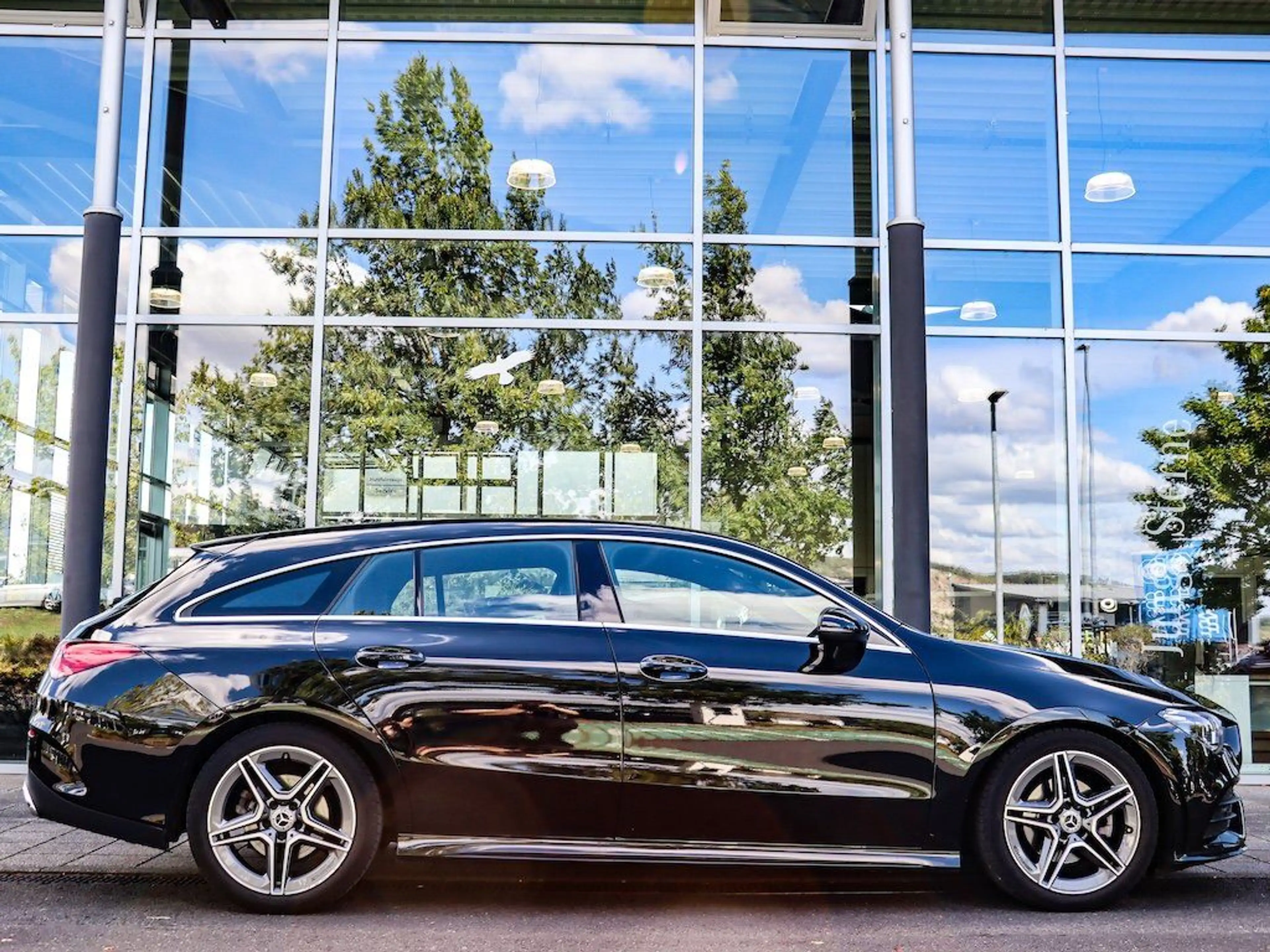 Mercedes-Benz CLA 200 AMG Line, Kamera, Amb. (EURO 6d) — photo 7