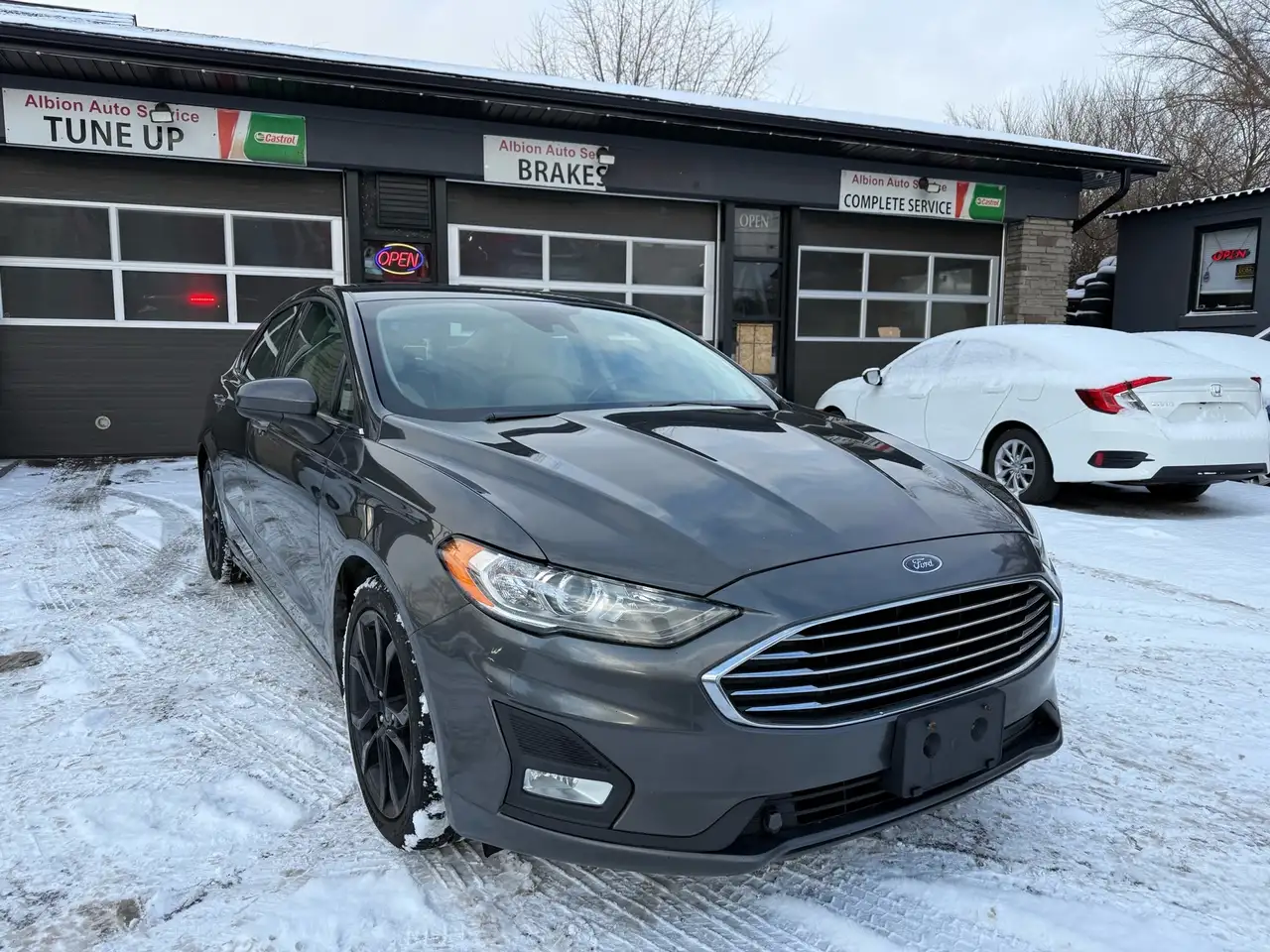 Ford Fusion снимка Ford Fusion