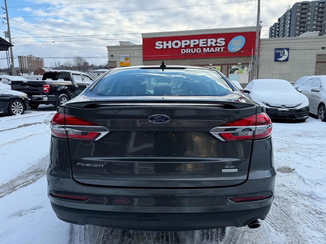 Ford Fusion снимка Ford Fusion