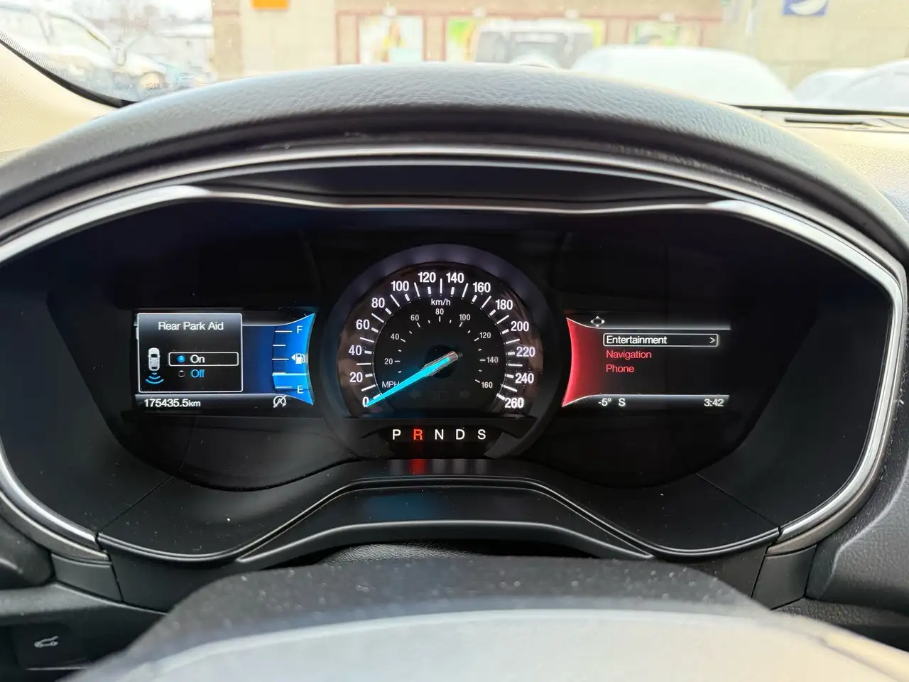 Ford Fusion снимка Ford Fusion
