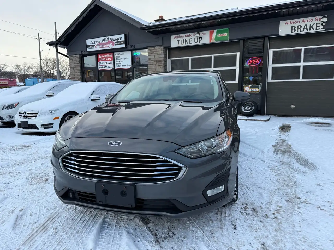 Ford Fusion снимка Ford Fusion