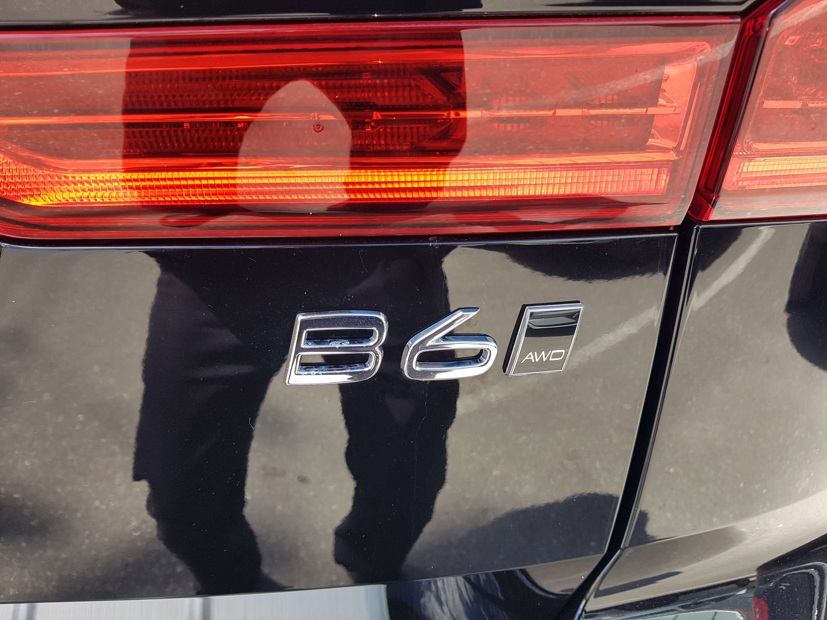 2022 Volvo XC60 B6 AWD Inscription |CPO|300HP|B&W| thumb 11