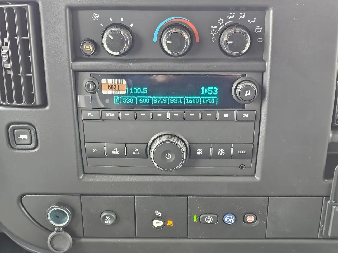GMC Savana снимка GMC Savana