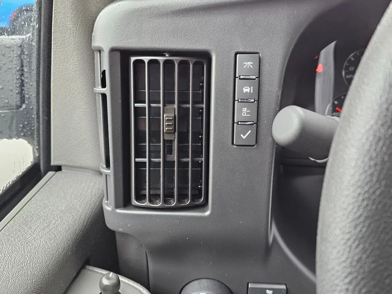 GMC Savana снимка GMC Savana