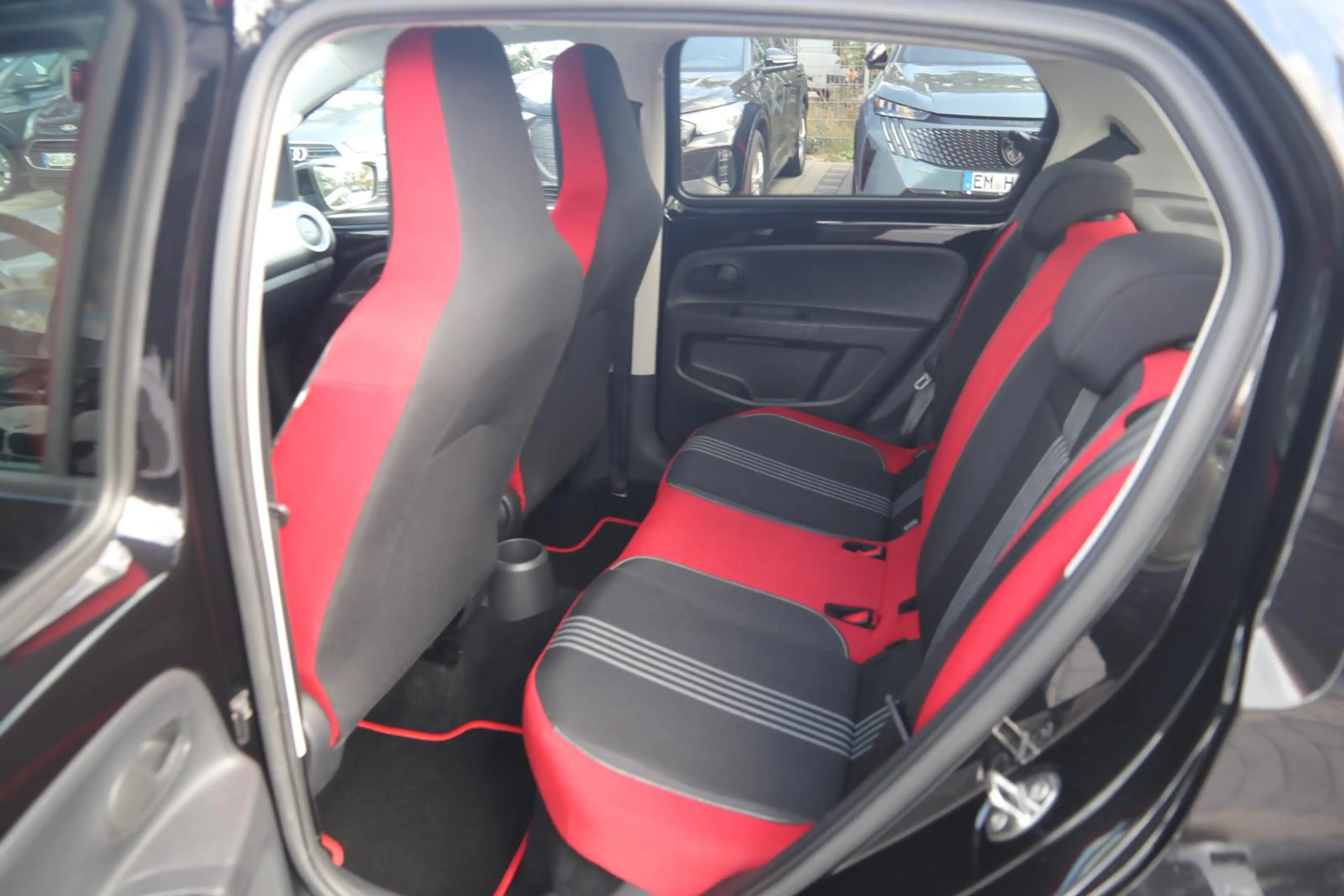 Skoda Citigo 1.0 MPI Sport Metallic Navi Sitzheizung — photo 13