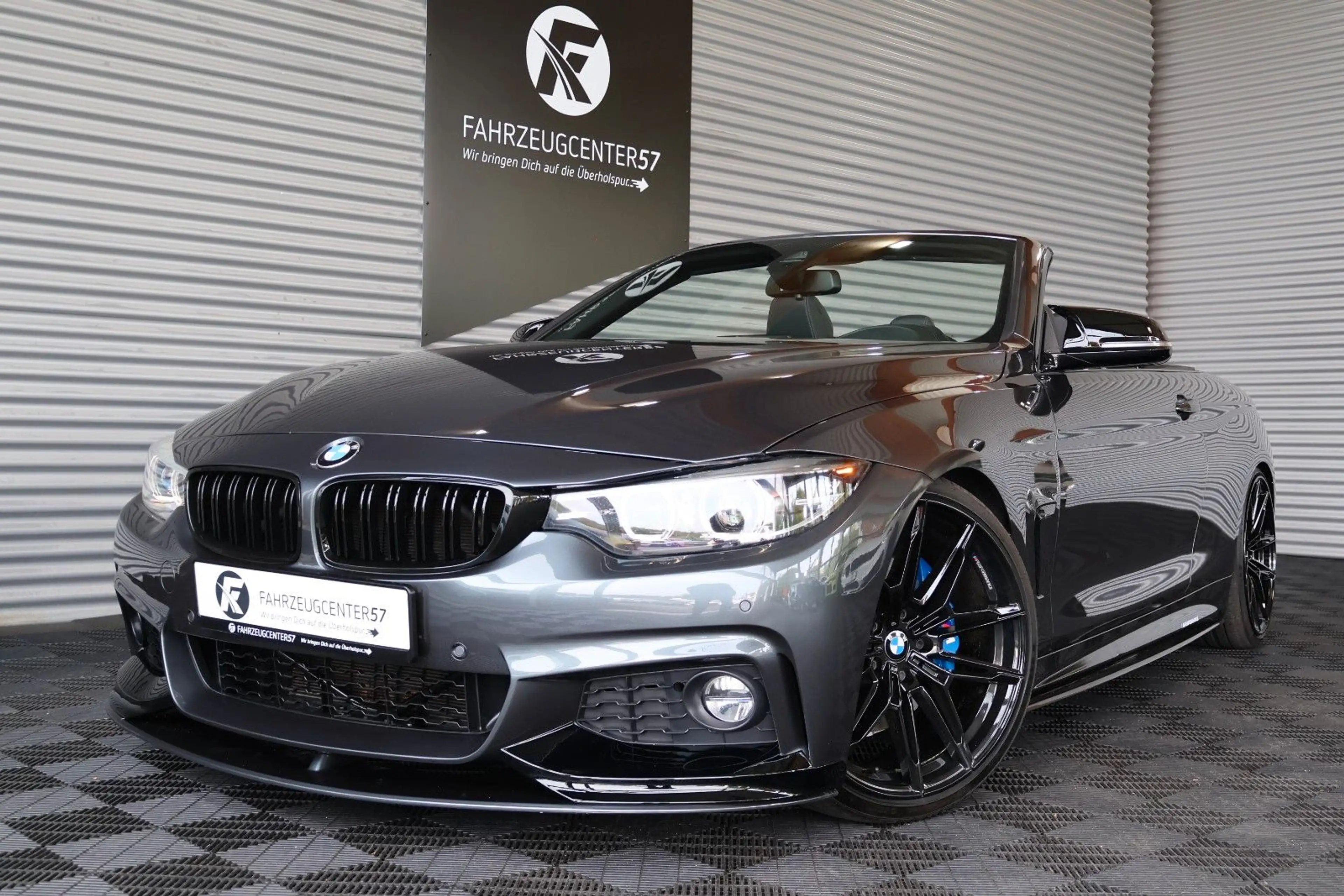 BMW 440 i Cabrio M-PAKET/HUD/H&K/CARPLAY/KAMERA/20"