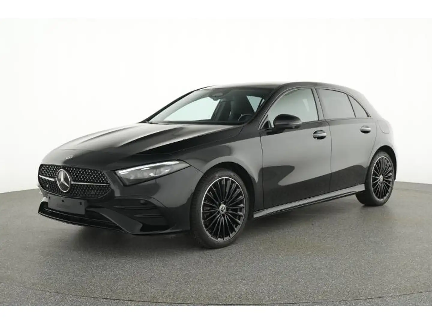 Mercedes-Benz 250 AMG Line Schwarz - 1