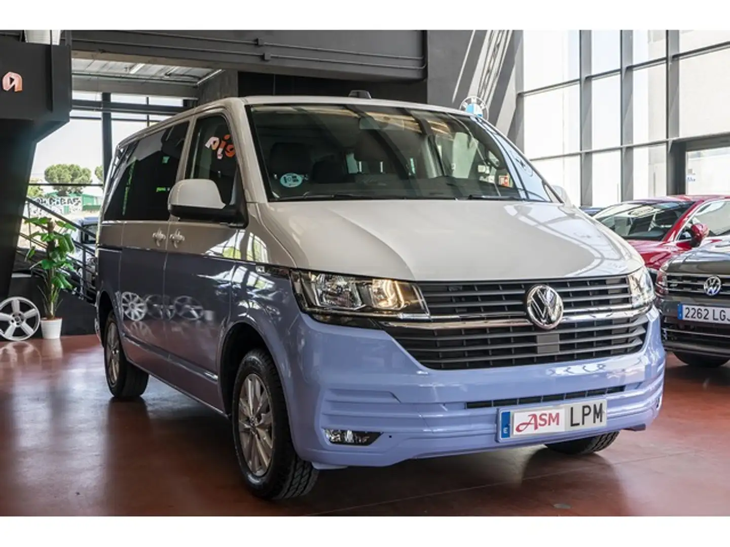 Volkswagen T5 Caravelle 2.0TDI Batalla Corta Premium 110kW Білий - 2