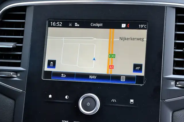 Renault Megane view 11