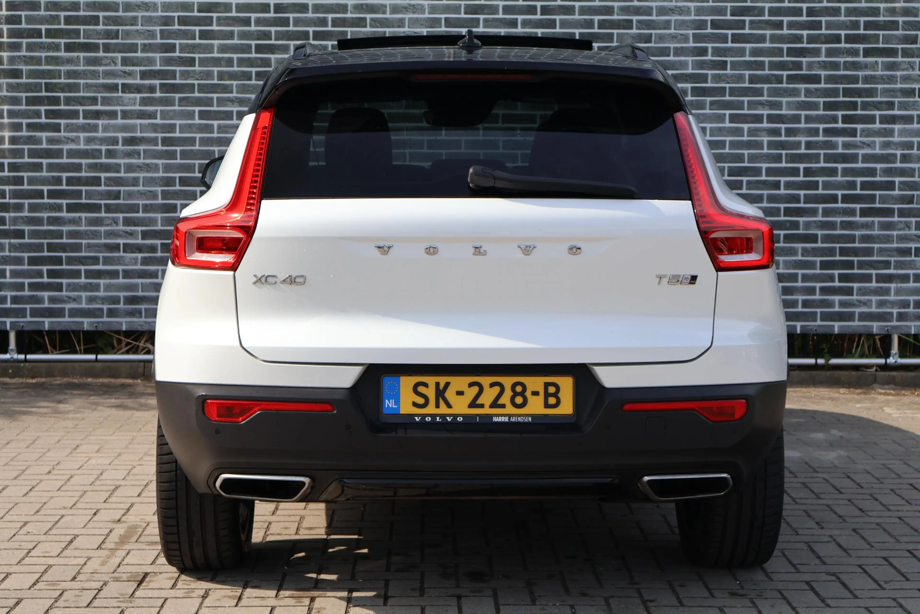 Volvo XC40 2.0 T5 AWD R-Design Intro Edition | Trekhaak | Two — photo 7