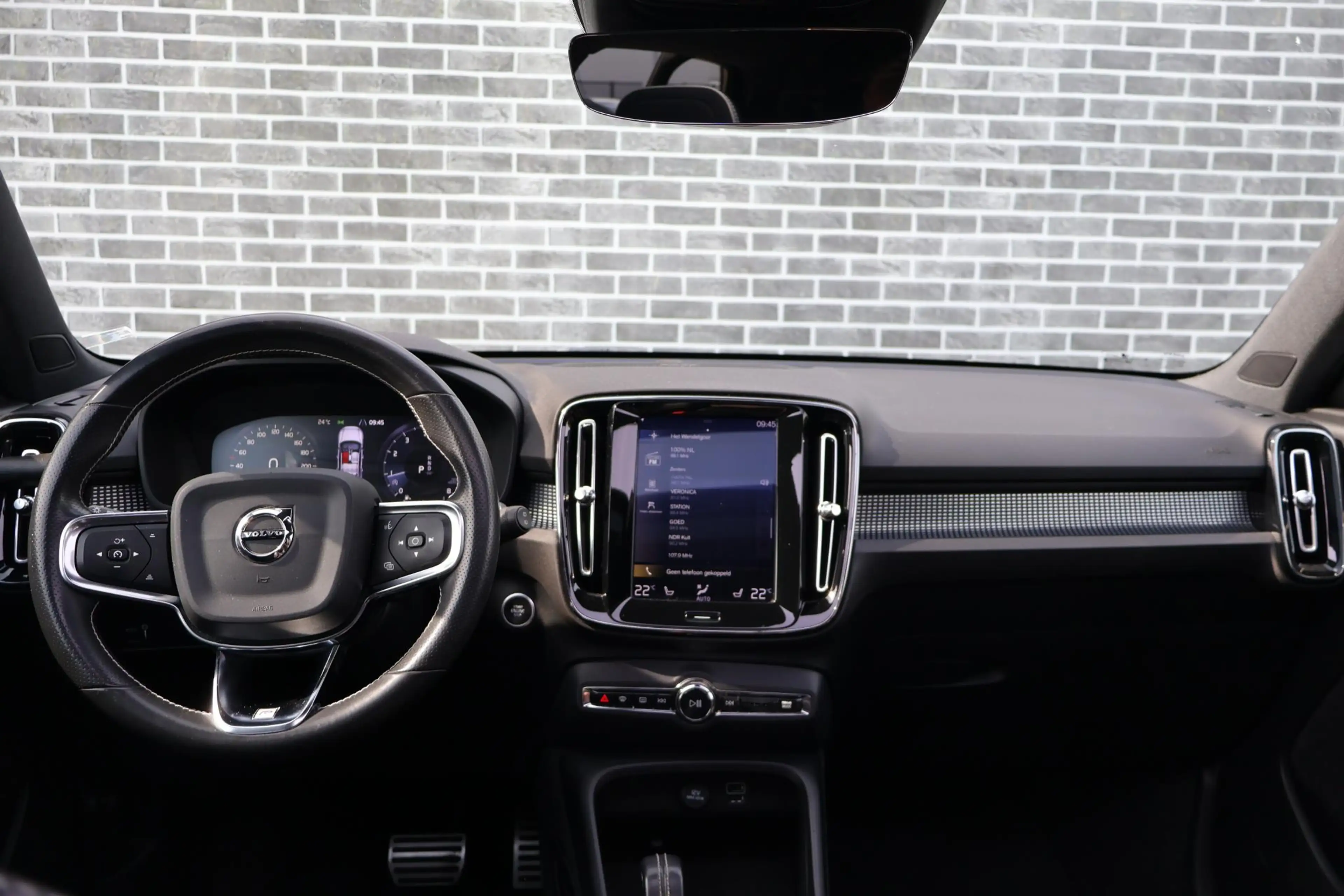 Volvo XC40 2.0 T5 AWD R-Design Intro Edition | Trekhaak | Two — photo 11