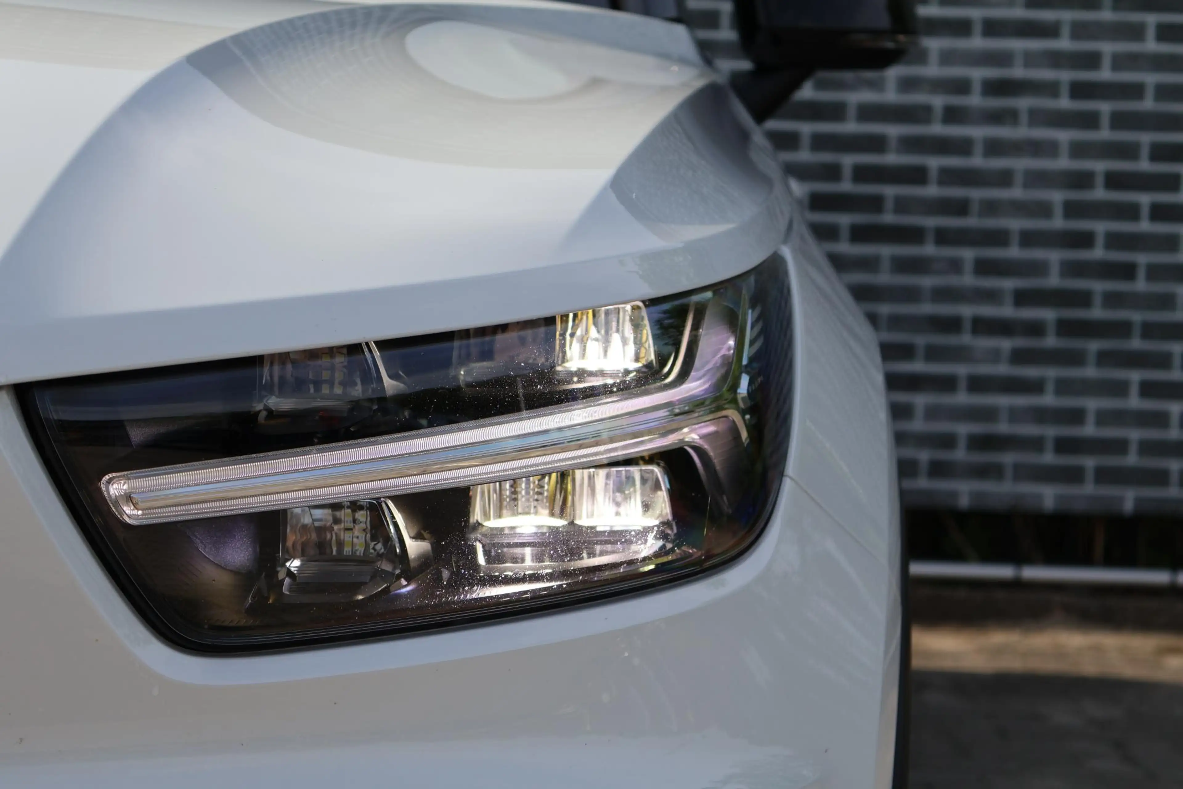 Volvo XC40 2.0 T5 AWD R-Design Intro Edition | Trekhaak | Two — photo 6