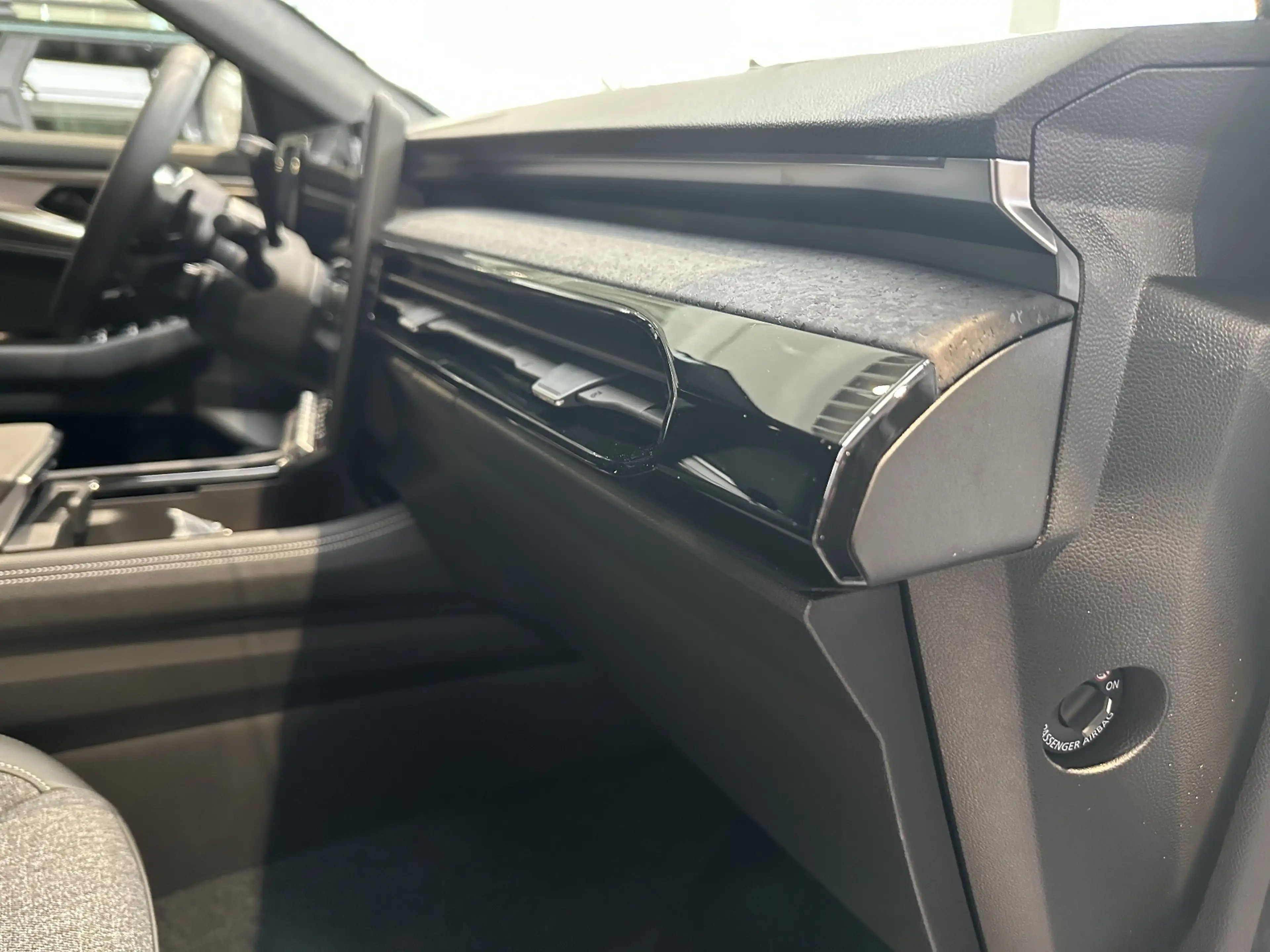 Renault Rafale Techno Full Hybrid 200 PS — photo 9