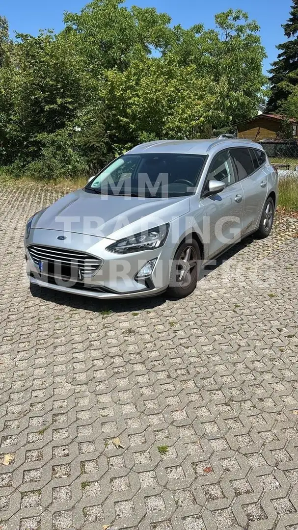 Ford Focus FOCUS 1.6 TDCI KOMBI-AUTOM-KLIMAAUT.-2.HAND-EUR6 Silber - 1