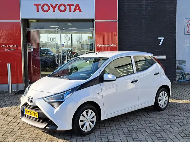 Toyota Aygo X X-FUN 5-DEURS BLUETOOTH AIRCO EL-RAMEN NL-AUTO