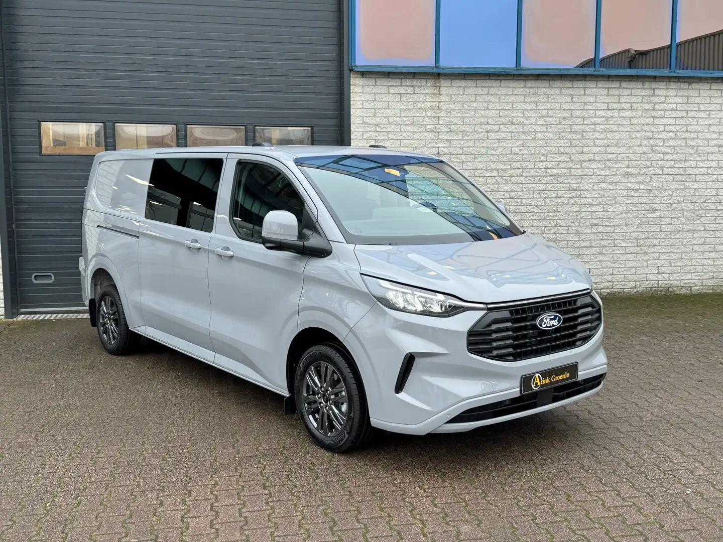 Ford Transit Custom 320 L2 Limited BPM vrij Stoel + Stoel 170 PK 360° Grijs - 1