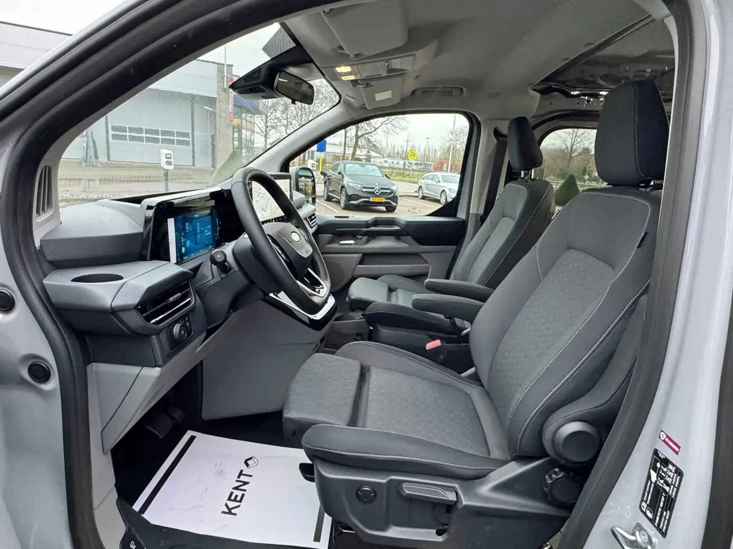Ford Transit Custom 320 L2 Limited BPM vrij Stoel + Stoel 170 PK 360° Grijs - 2