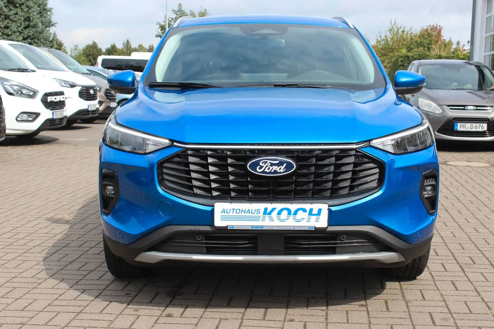 Ford Kuga Titanium+AUTOMATIK+NAVI+RFK+ALLWETTERREIFEN Bleu - 2