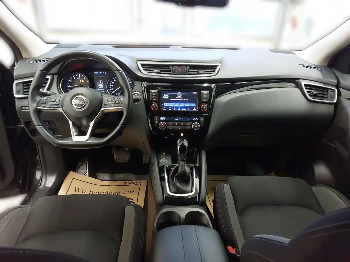 Nissan Qashqai Zama DIG-T 160 Automatik Schwarz - 1