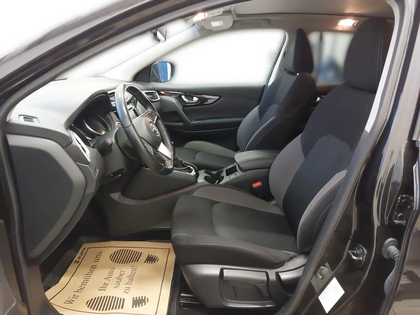 Nissan Qashqai Zama DIG-T 160 Automatik Schwarz - 2