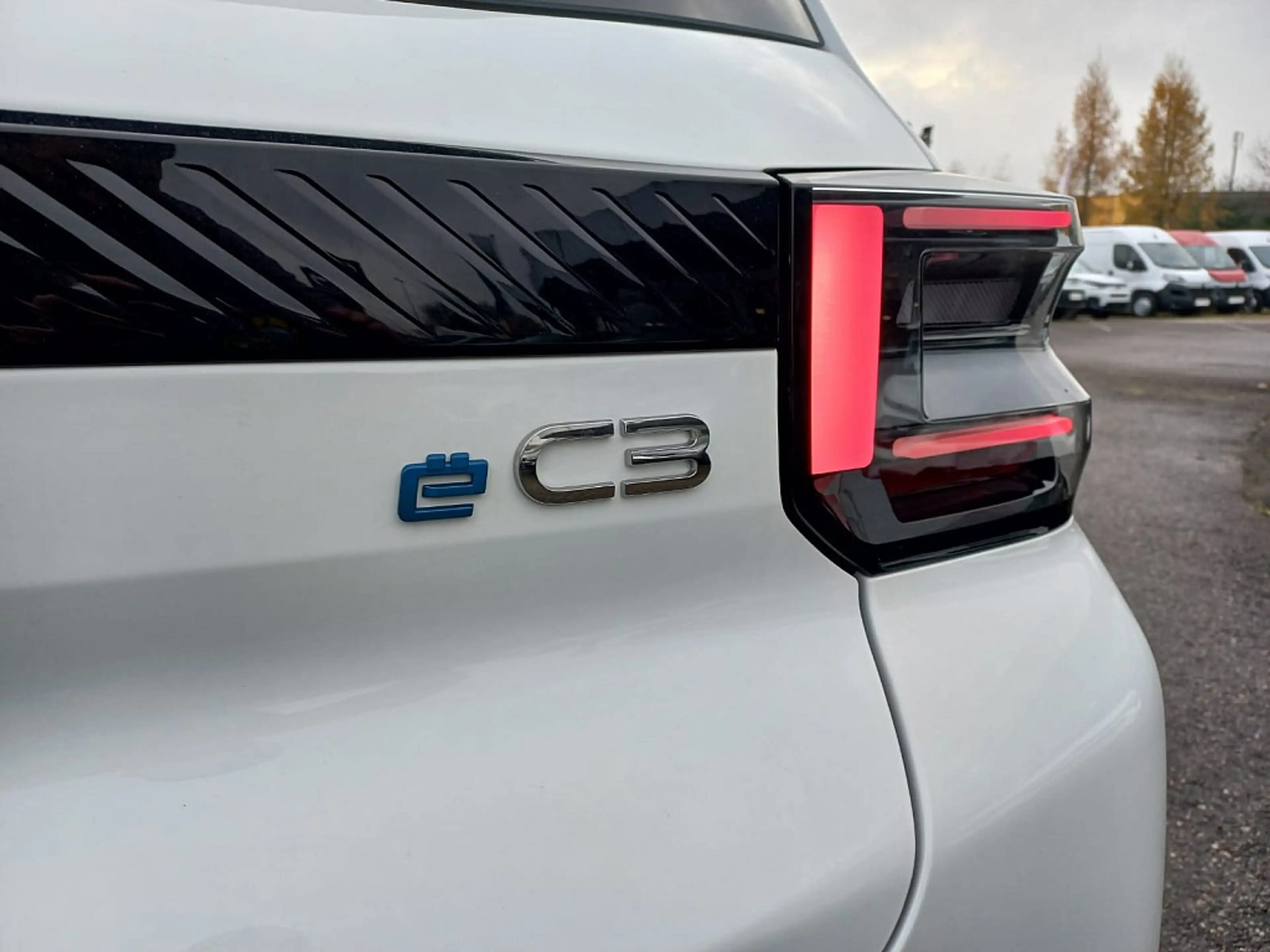 Citroen C3 Electric 113 44kWh MAX LAGER-AKTION inkl. 0,99%... — photo 10