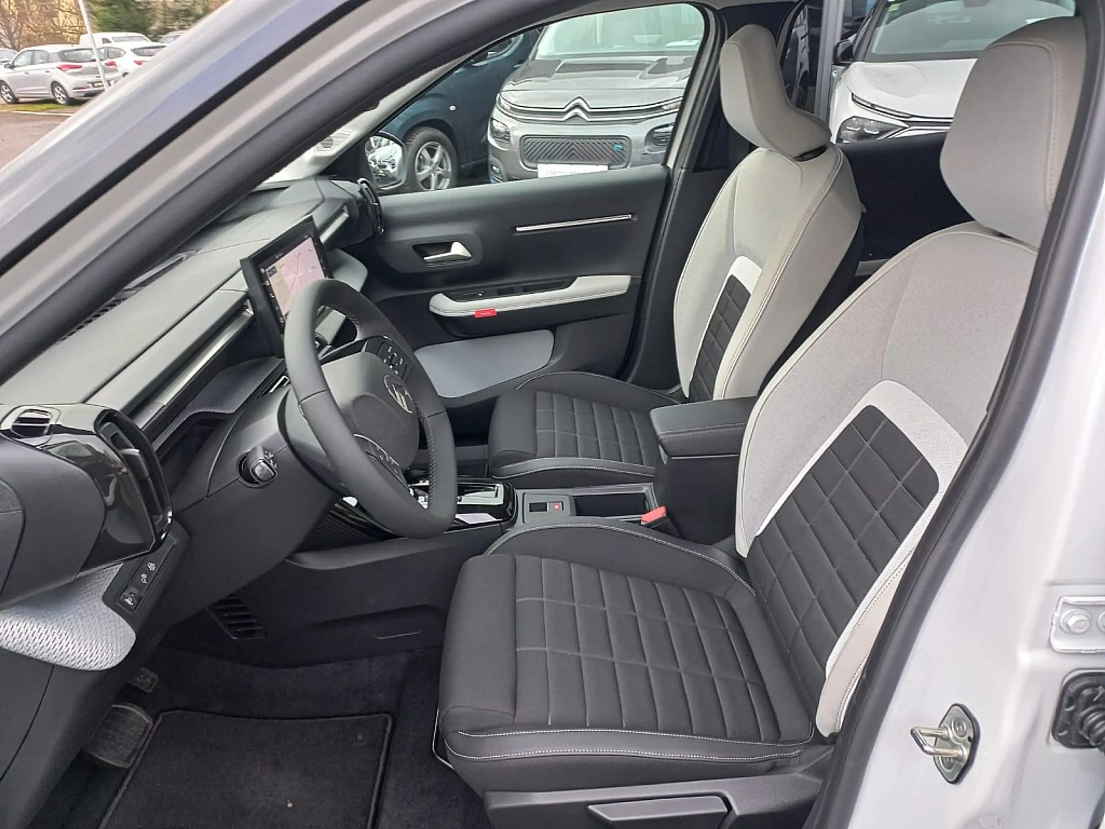 Citroen C3 Electric 113 44kWh MAX LAGER-AKTION inkl. 0,99%... — photo 3