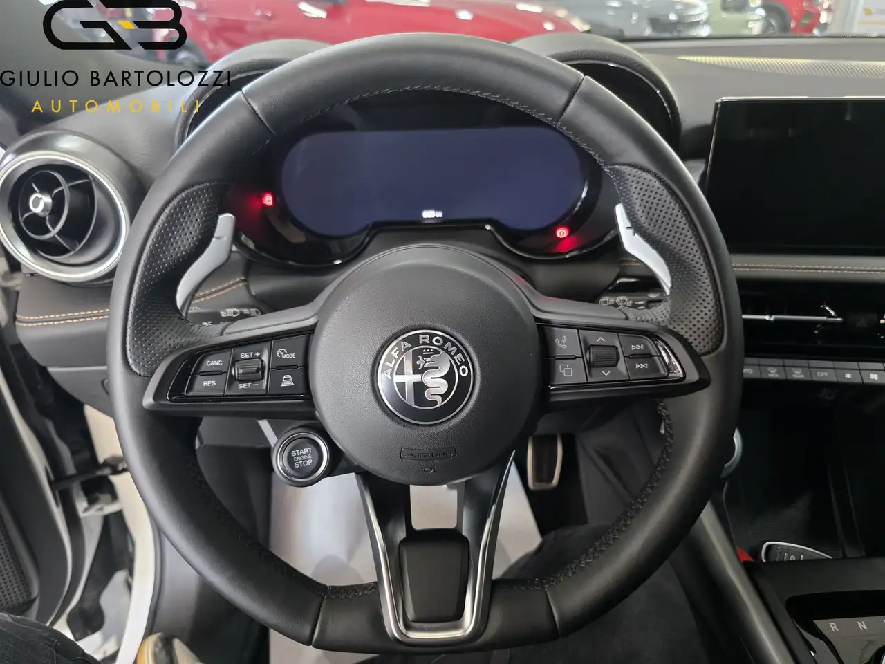 Alfa Romeo Tonale 2025 — фото 13