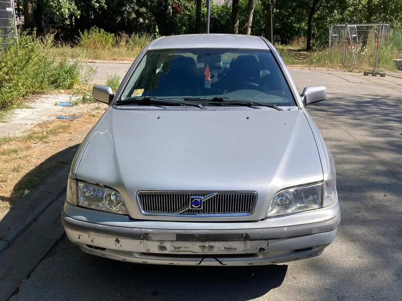 Volvo S40 1.8i 16v, foto 2