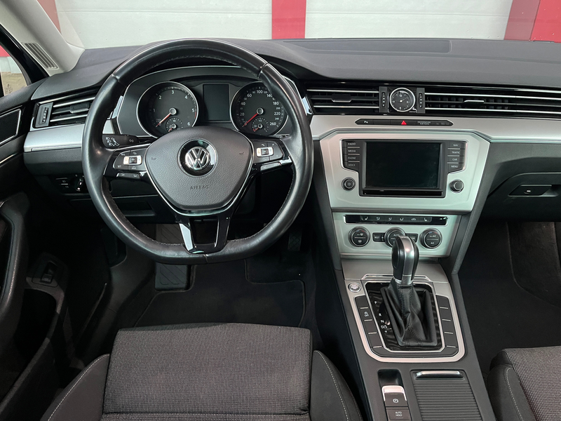 Volkswagen Passat Variant Comfortline/RKamera/AHK/ACC/EL Heckklappe/ergoSitz/Navi — photo 12