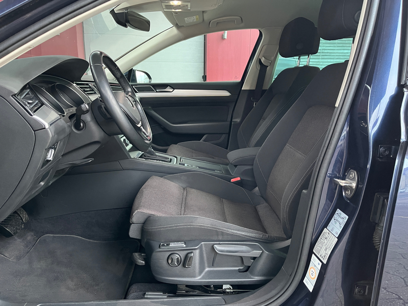 Volkswagen Passat Variant Comfortline/RKamera/AHK/ACC/EL Heckklappe/ergoSitz/Navi — photo 9