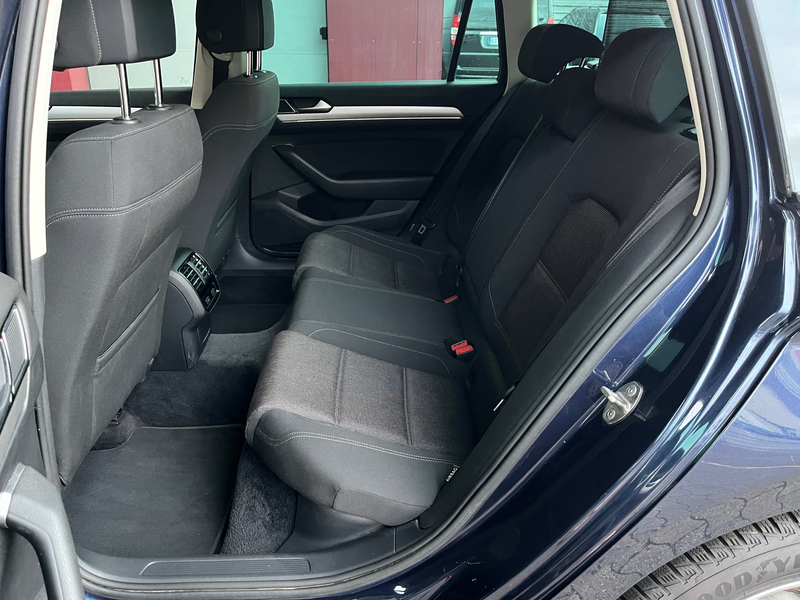 Volkswagen Passat Variant Comfortline/RKamera/AHK/ACC/EL Heckklappe/ergoSitz/Navi — photo 10