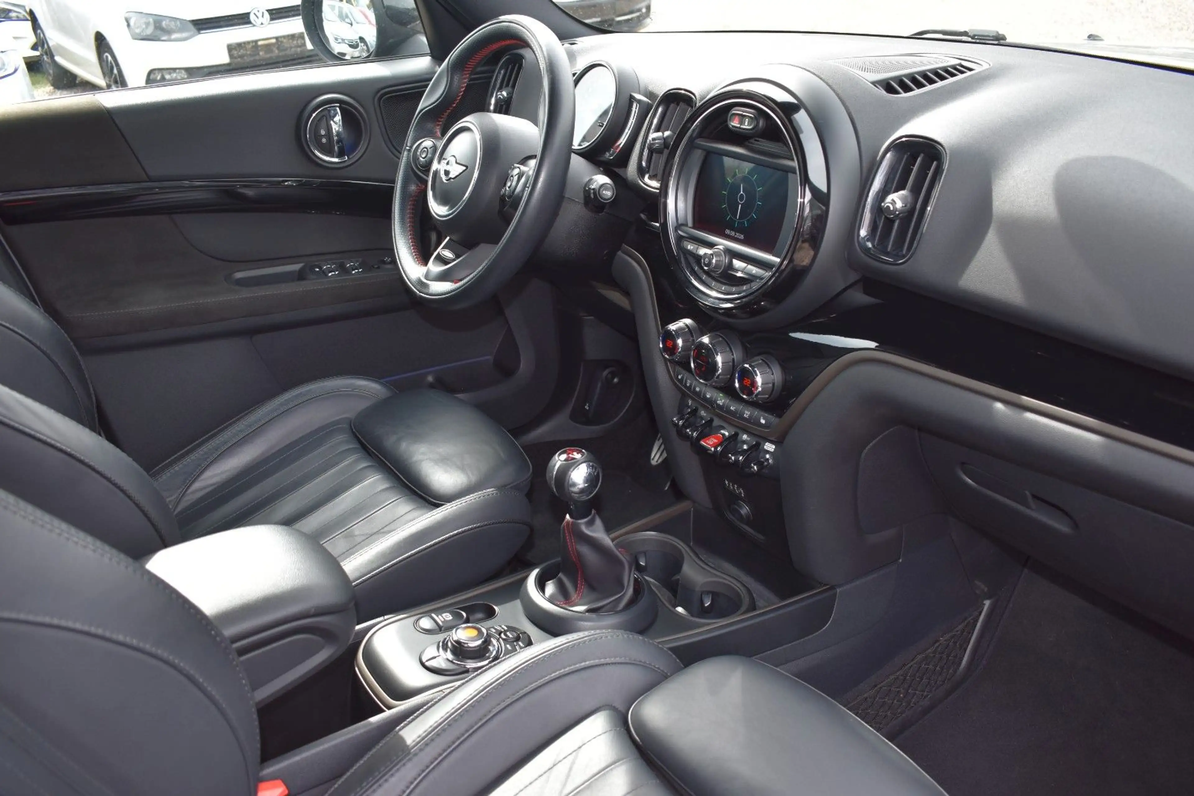 MINI John Cooper Works JOHN COOPER WORKS Countryman All4 LED/KEYLESS — photo 10