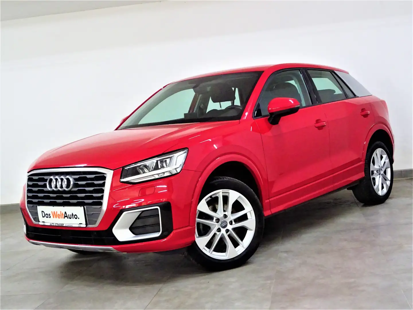 Audi Q2 TFSI "Sport" LED Navi DAB 18" elektr.-H. Shz Pdc Rot - 1
