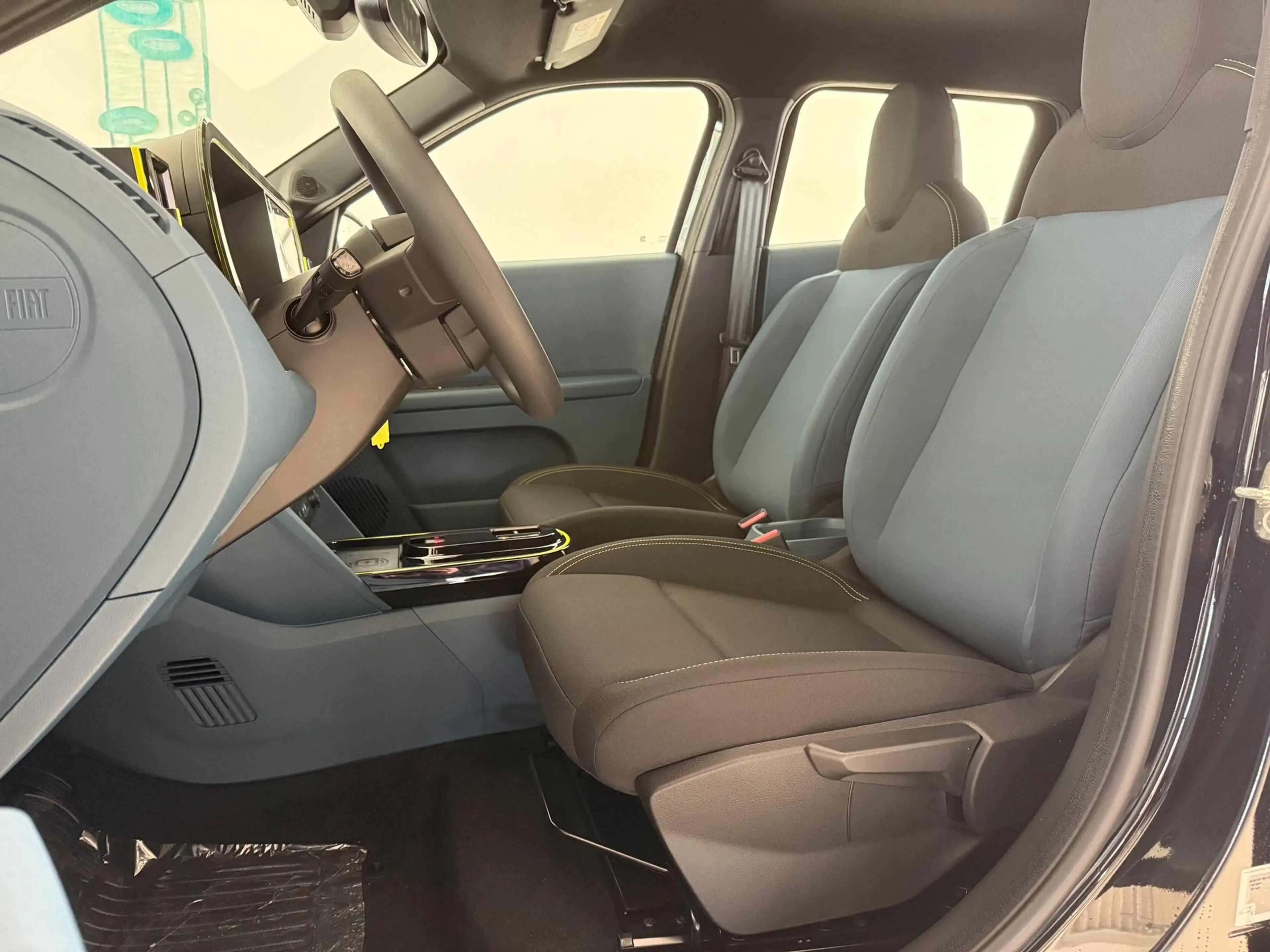 Fiat Grande Panda Icon HYBRID 1.2 eDCT 81 kW (110 PS) Tech-Paket,... — photo 7