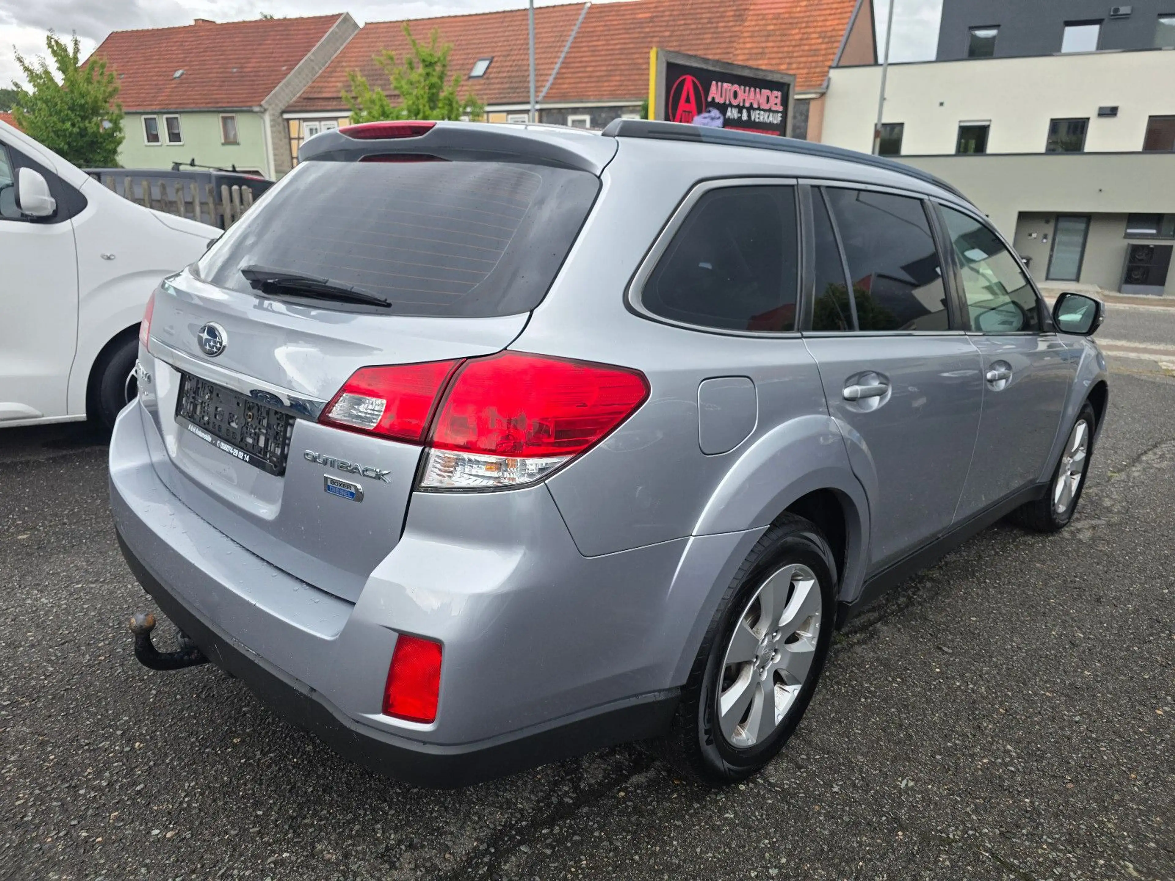 Subaru OUTBACK Legacy Kombi 4x4 Anhängerkupplung — photo 4