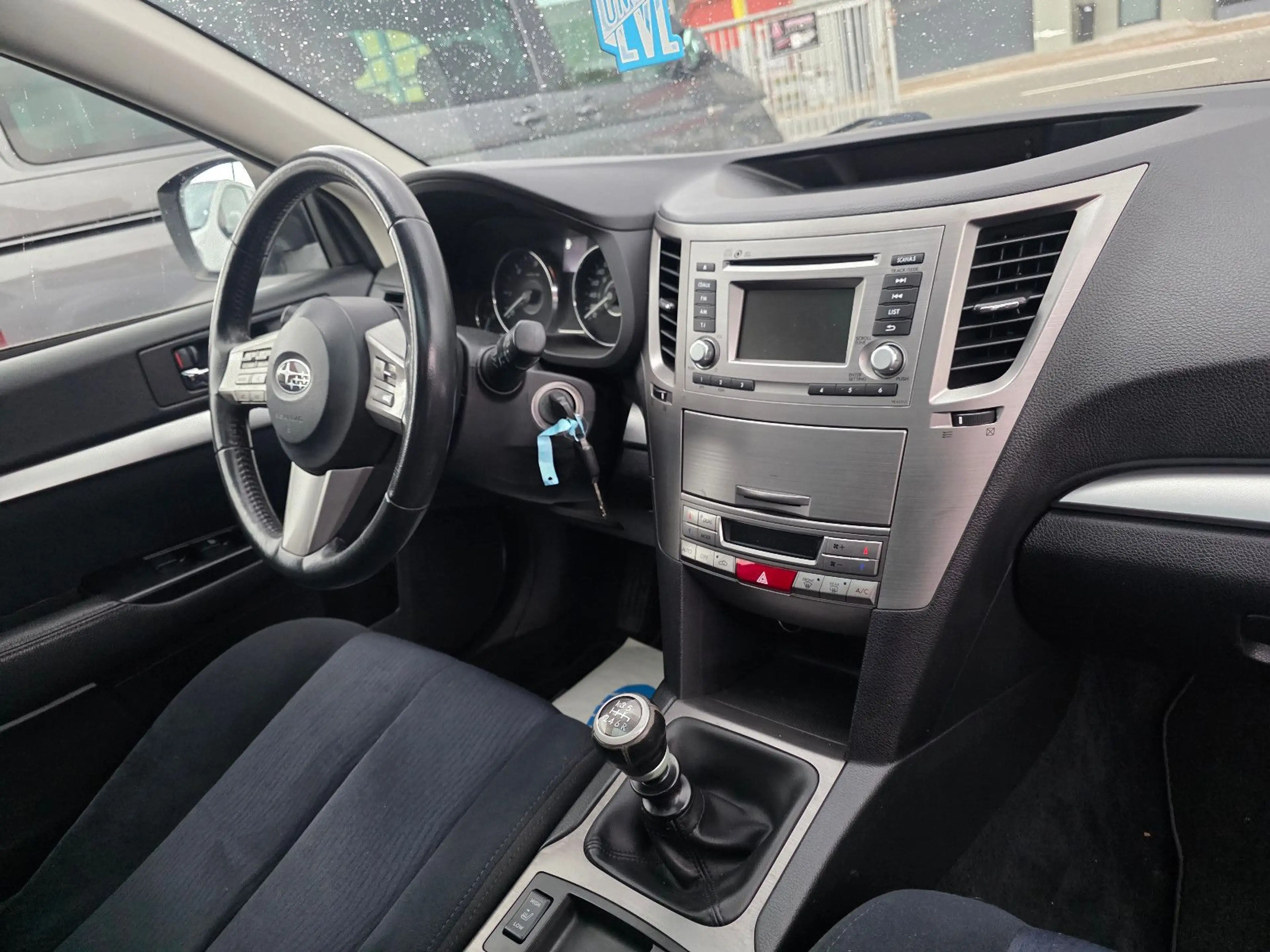 Subaru OUTBACK Legacy Kombi 4x4 Anhängerkupplung — photo 13