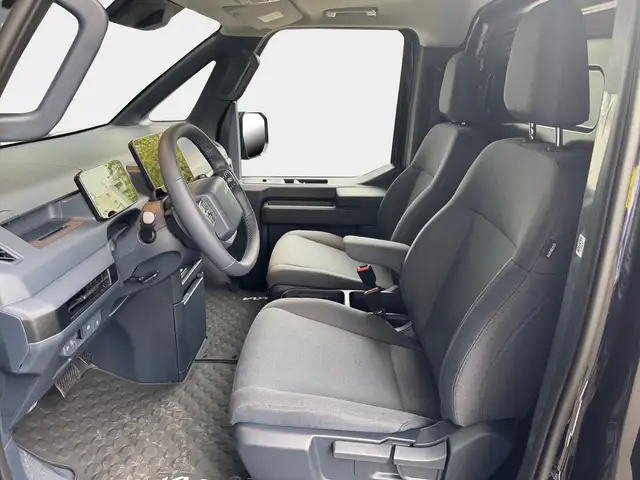 Kia PV5 Cargo view 8