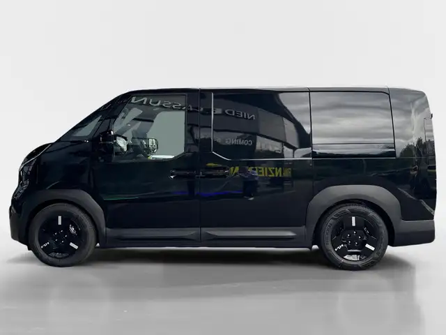 Kia PV5 Cargo view 3