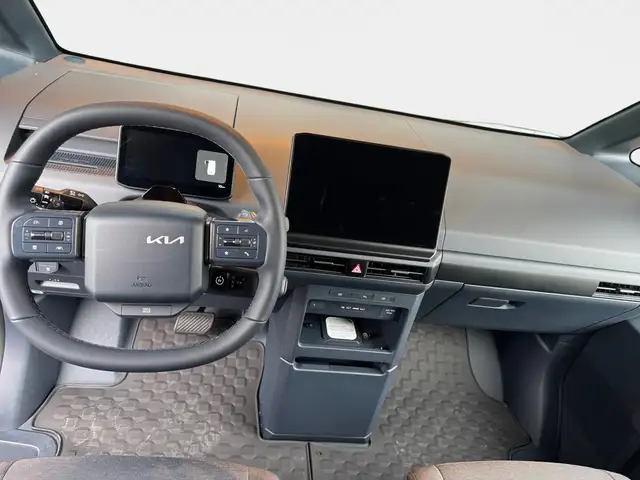 Kia PV5 Cargo view 9
