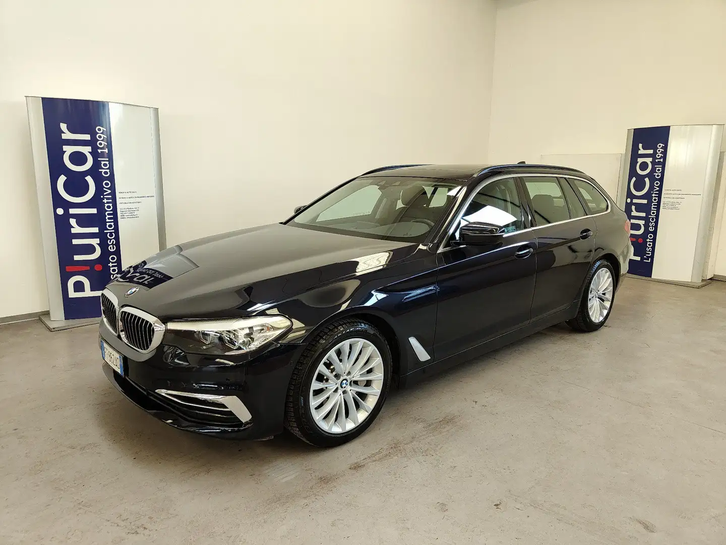 BMW 530 d xDrive Touring Luxury auto Tetto Pelle Navi 18 Bleu - 1