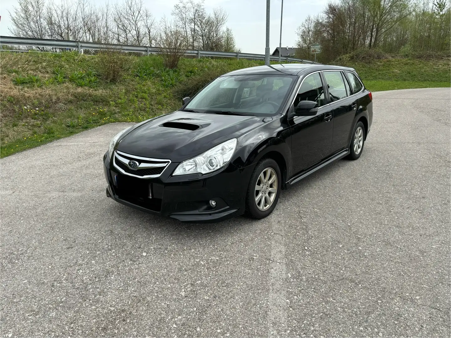 Subaru Legacy Comfort Schwarz - 1