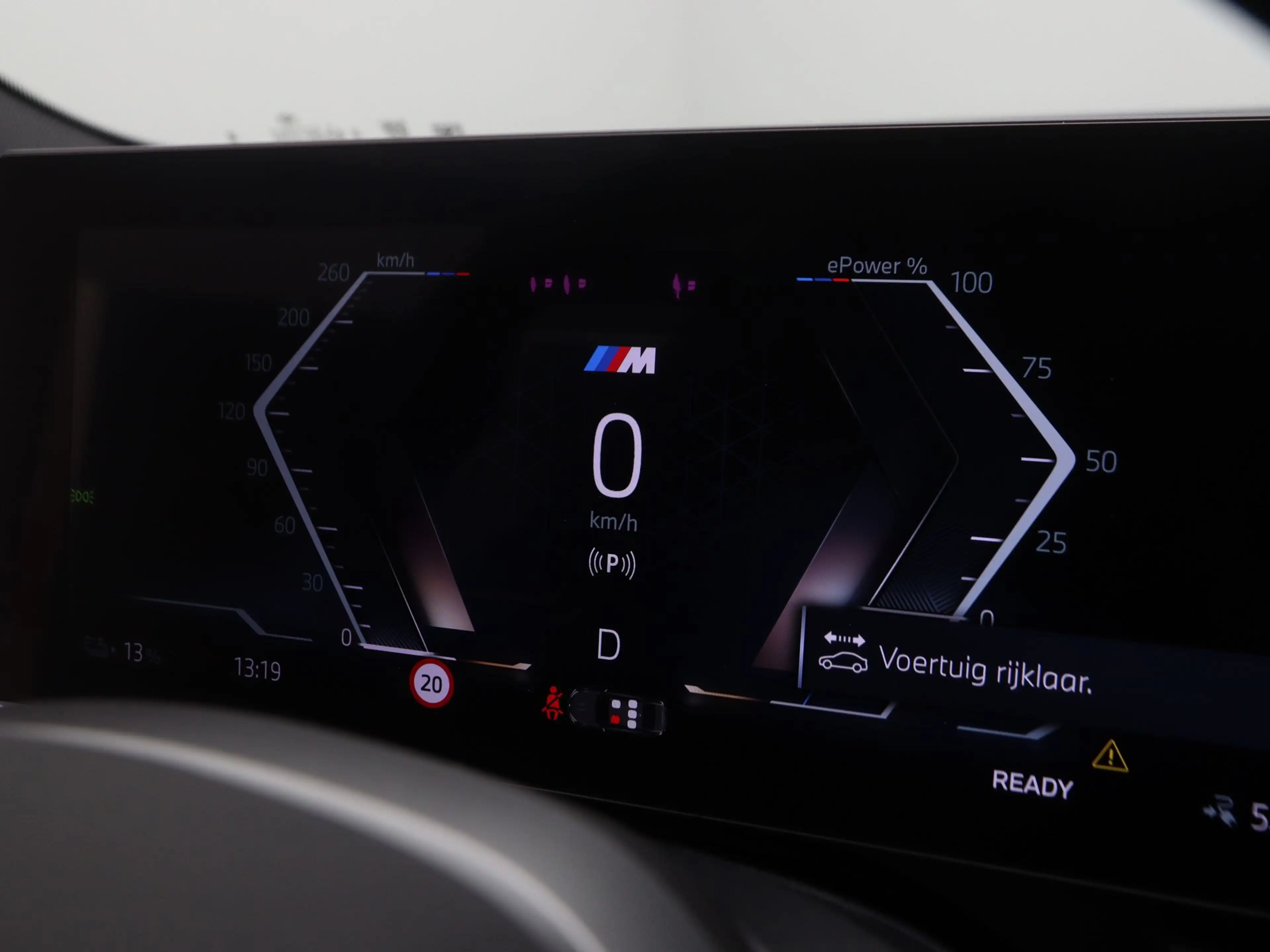 BMW i5 eDrive40 84 kWh M Sport Pro — photo 3
