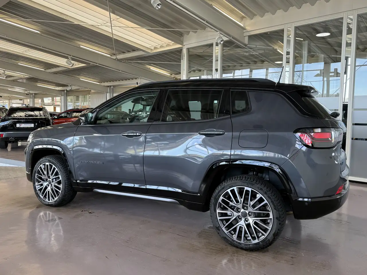 Jeep Compass Summit Plug-In Hybrid 4xe Pano 360° ACC 4