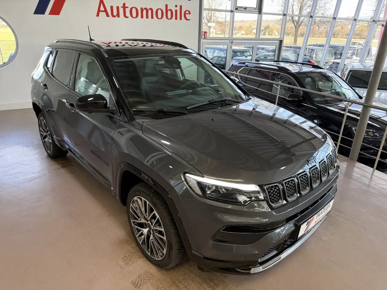 Jeep Compass Summit Plug-In Hybrid 4xe Pano 360° ACC 9