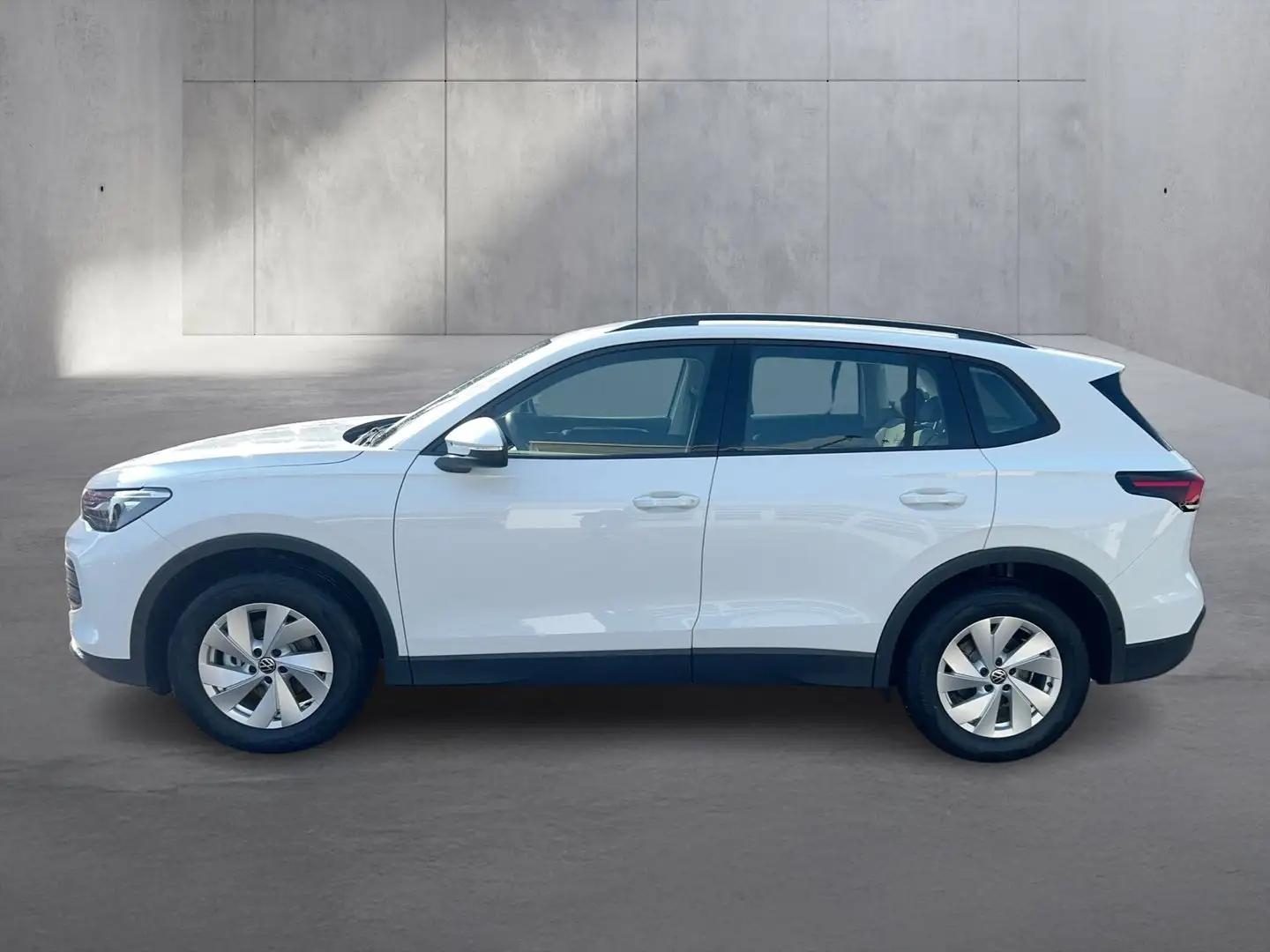 Volkswagen Tiguan 4Me eTSI DSG Weiß - 2