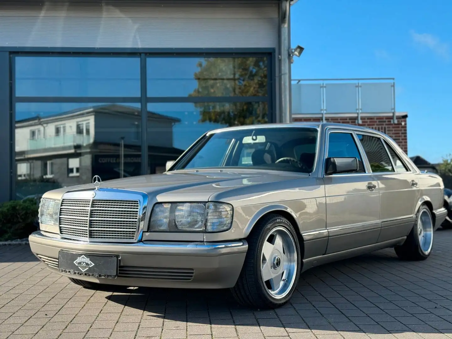 Mercedes-Benz 300 SEL /H-Zulassung/Velour/Automatik/Ahk/Klima Argintiu - 2