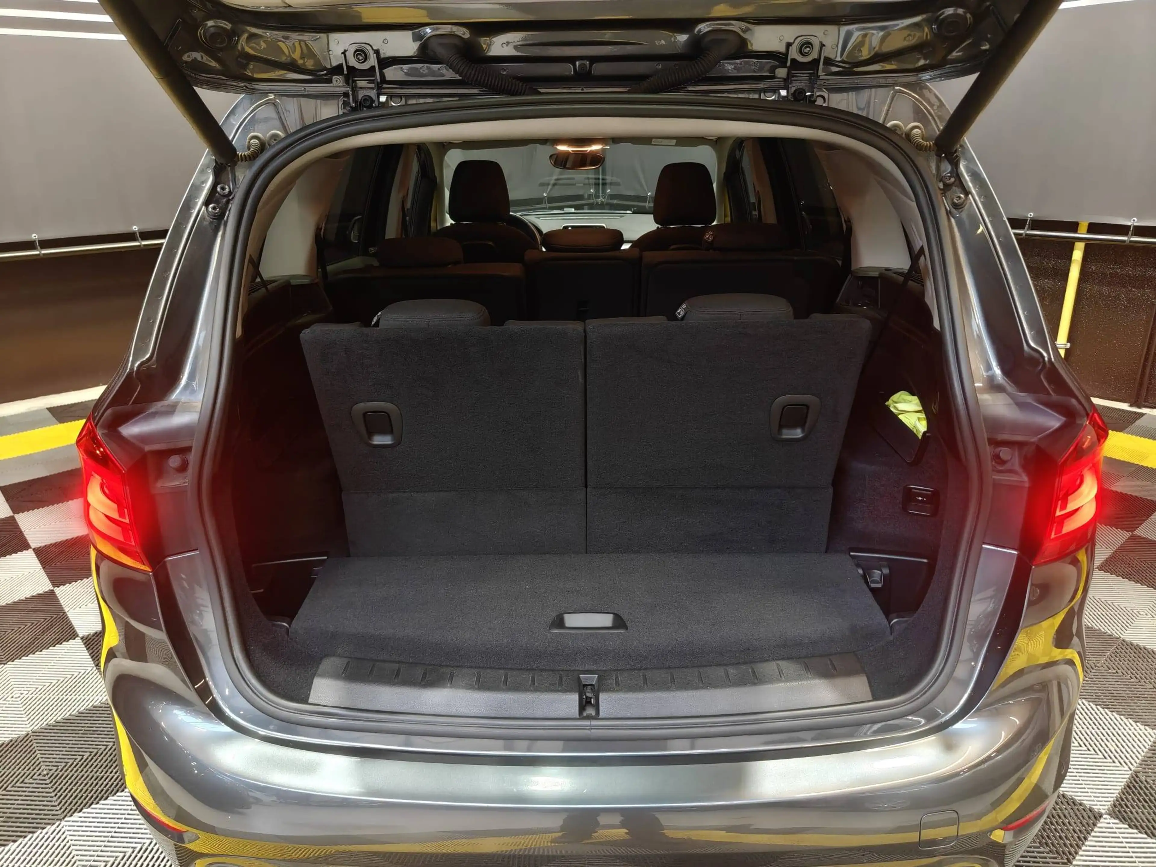 BMW 218 Gran Tourer 218D 2.0D 7-zit/LED/ElecKoffer/Cruise/Zetelverwarming/CAM/GPS — photo 2