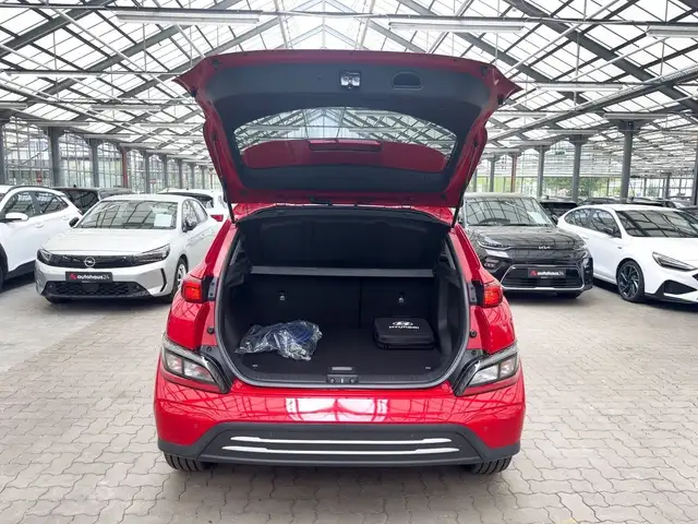 Hyundai Kona view 6